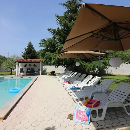 Melisa 8 Tatil Evi
